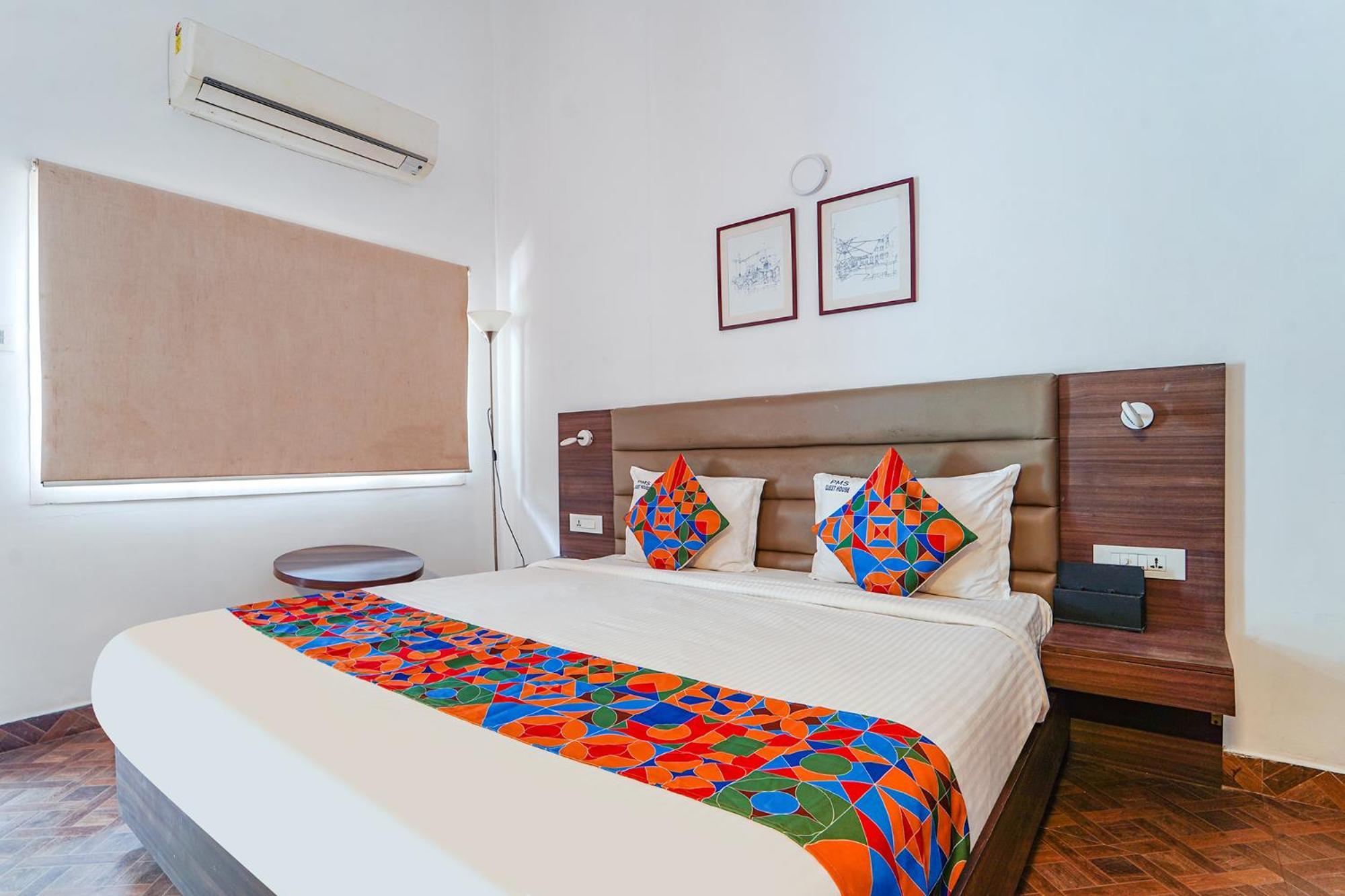 Fabexpress Le Aham Boutique - Auroville Beach - 600M Pondicherry Bagian luar foto